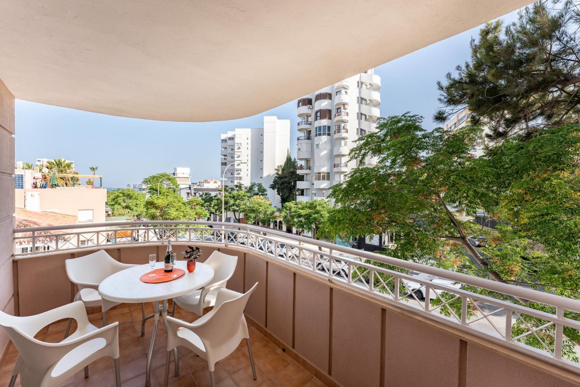 Malagasuite Costa Sol Oasis Torremolinos Kültér fotó